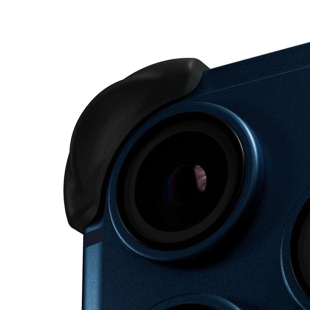 EKE minimalistische iPhone 17 Pro Hülle in Schwarz mit Eckenschutz, Detailansicht der Kamera Linse**
