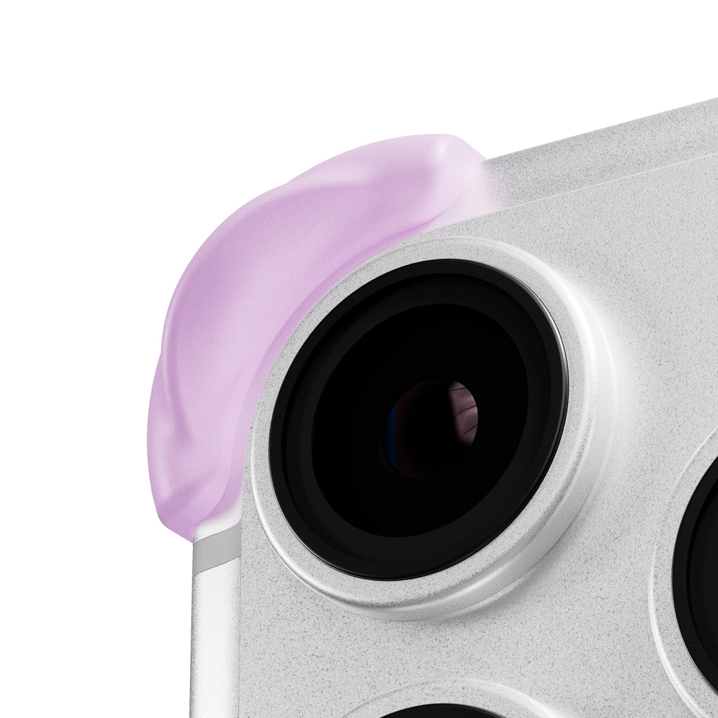 EKE minimalistische iPhone 17 Pro Hülle in Lavendel mit Eckenschutz, Detailansicht der Kamera Linse
